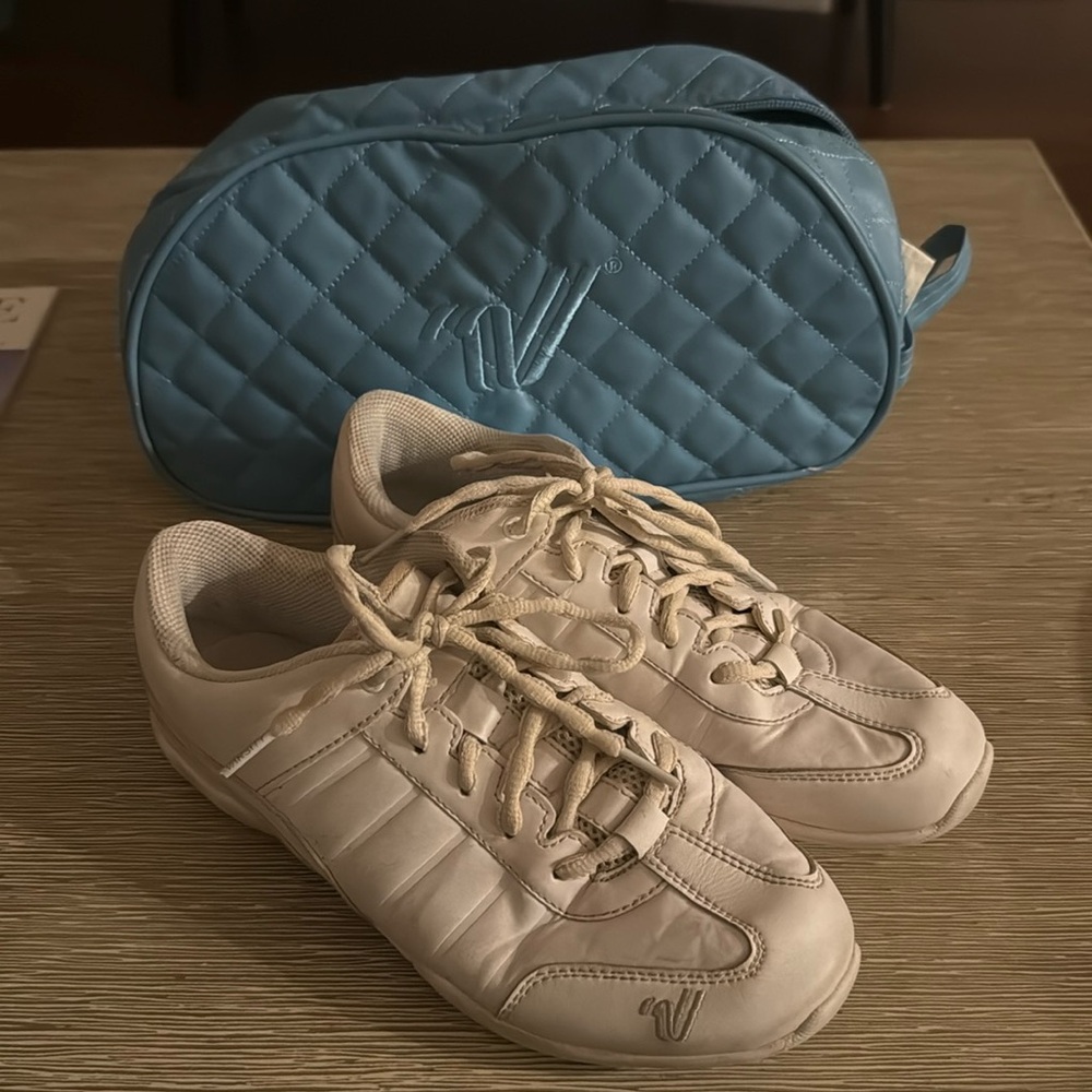 Varsityy cheer shoes